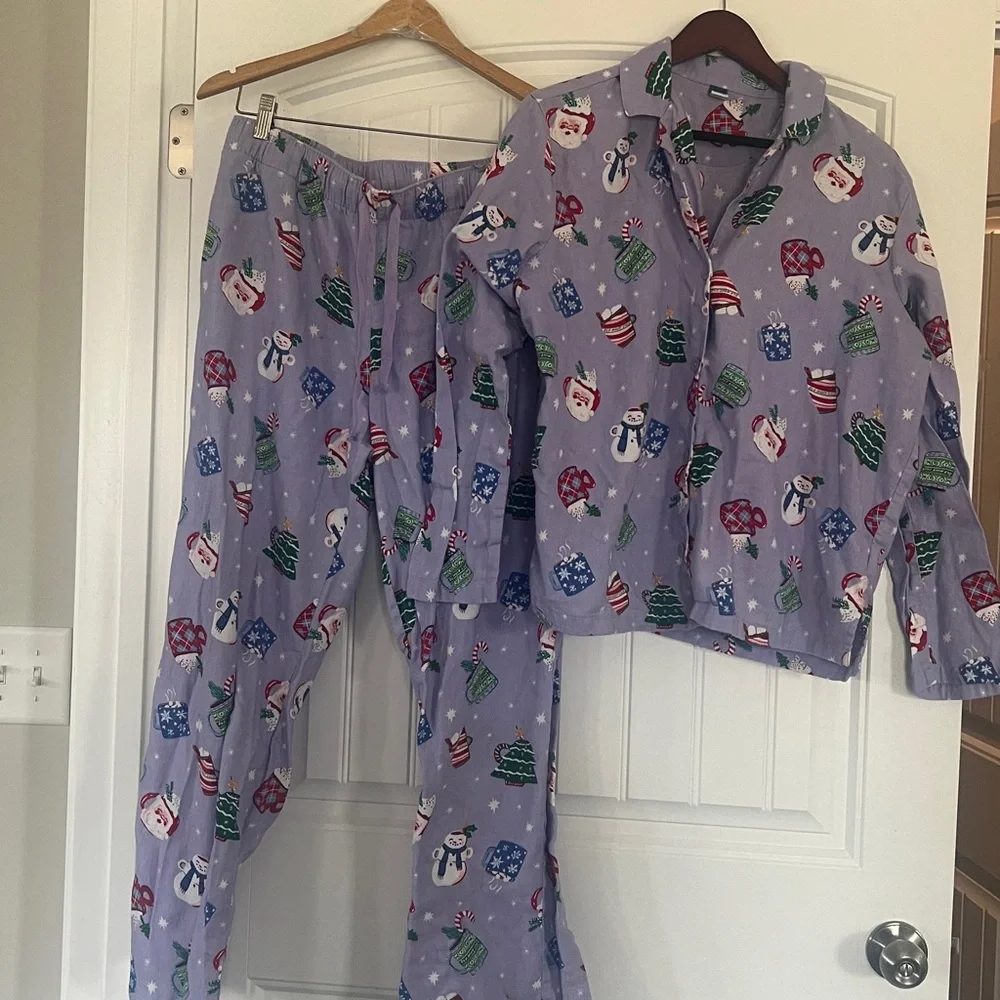 Old Navy Flannel Pajama Set Size L/XL
